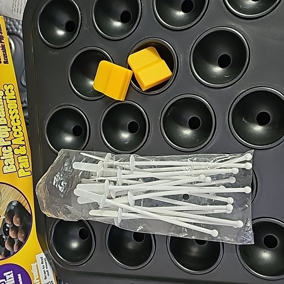 Cake Pop baking Kit Cooking Tray reusable pop sticks use any cake mix metal - Picture 2 of 12